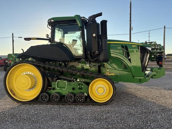 Image of John Deere 9RT 520 Primary image