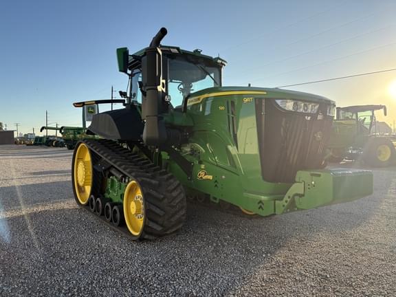 Image of John Deere 9RT 520 equipment image 1