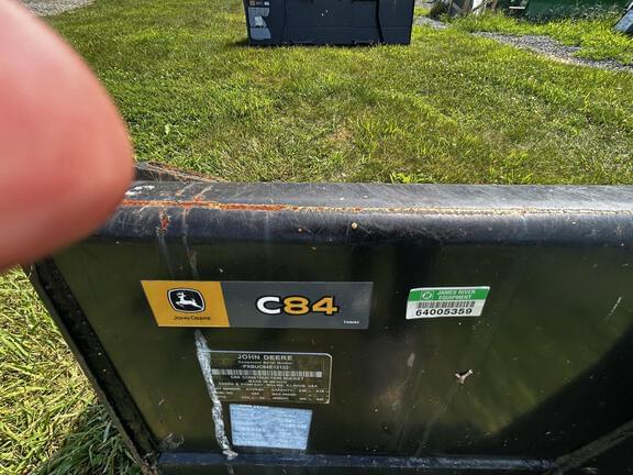 Image of John Deere Bucket equipment image 3