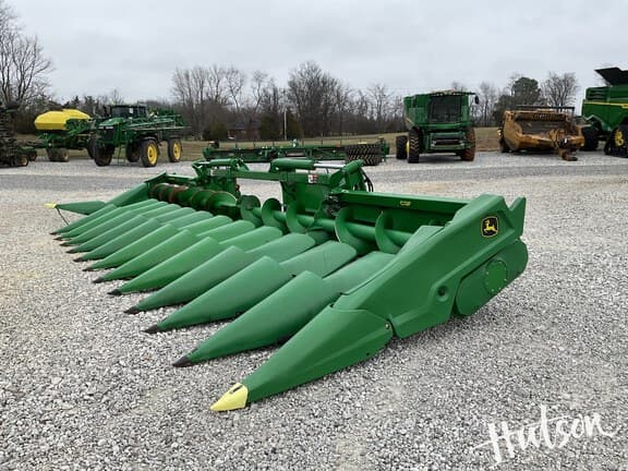 Image of John Deere C12F equipment image 2