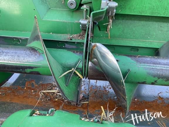 Image of John Deere C12F equipment image 4