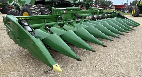 Image of John Deere C12F Primary image