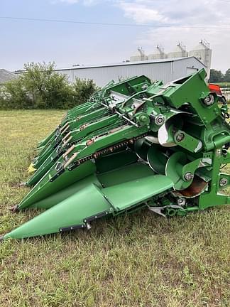Image of John Deere C12F Primary image