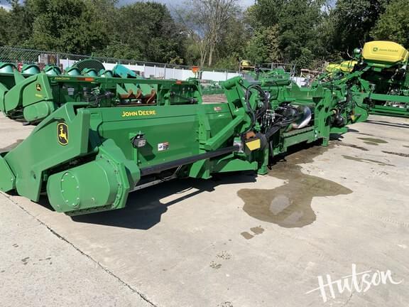 Image of John Deere C12F equipment image 3