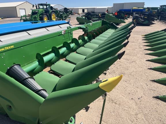 Image of John Deere C12R equipment image 1