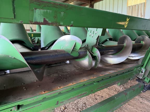 Image of John Deere C12R equipment image 4