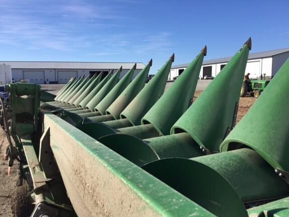 Image of John Deere C16F Image 0