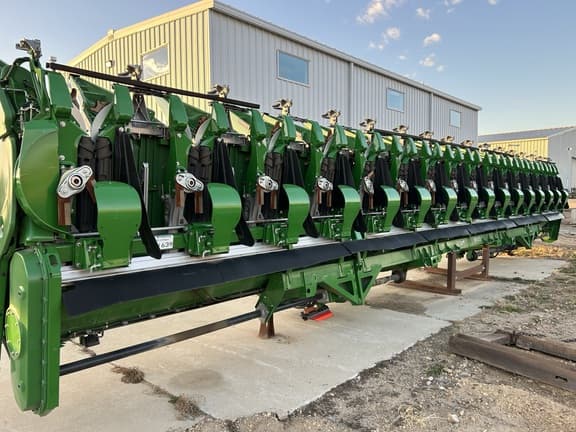 Image of John Deere C16F Image 1