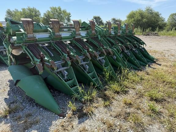 Image of John Deere C16F equipment image 1