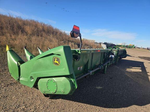 Image of John Deere C18R equipment image 2
