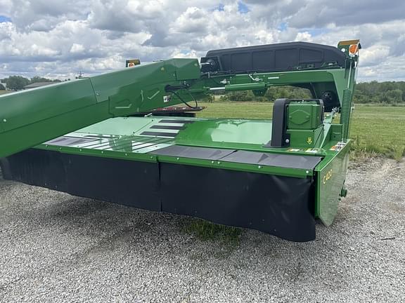 Image of John Deere C400 equipment image 1
