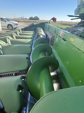 Image of John Deere C8R equipment image 3