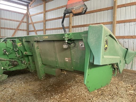 Image of John Deere C8R equipment image 4
