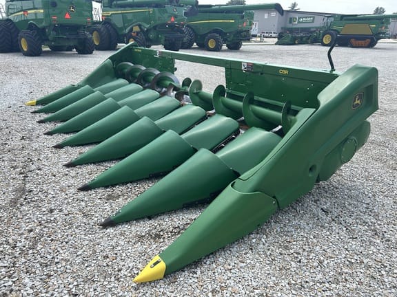 2023 John Deere C8R Equipment Image0