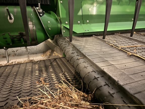 Image of John Deere C8R equipment image 4