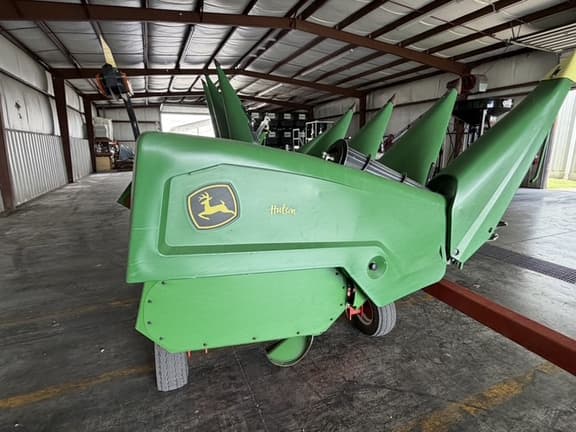 Image of John Deere C8R equipment image 3