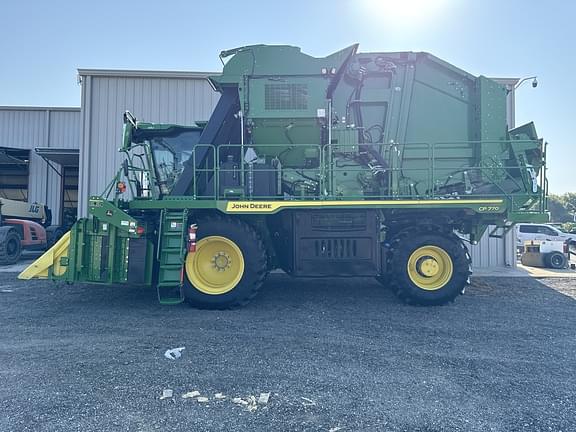 Image of John Deere CP770 Image 1