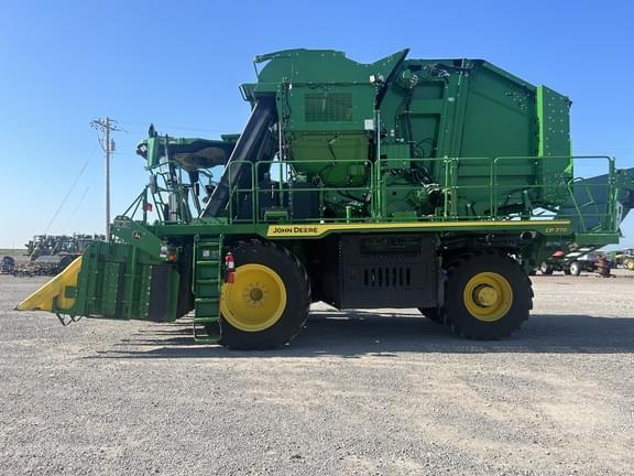 Image of John Deere CP770 equipment image 1