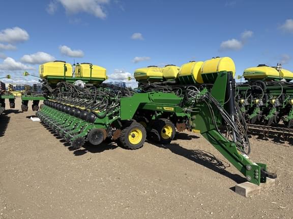 Image of John Deere DB66 Primary image