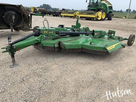 Image of John Deere FC12E equipment image 3