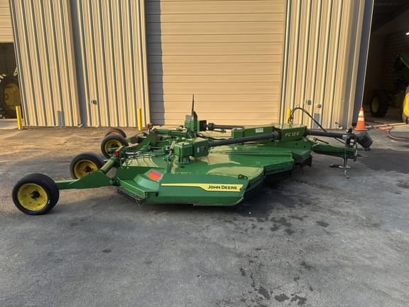 Image of John Deere FC12E Primary image