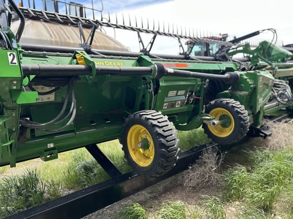 Image of John Deere HD35R equipment image 1