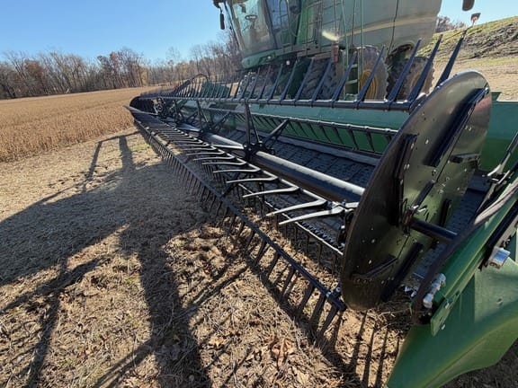 2023 John Deere HD40F Equipment Image0