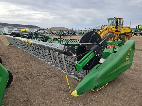2023 John Deere HD40F Equipment Image0