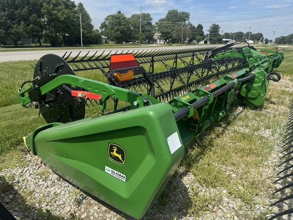 2023 John Deere HD45F Equipment Image0