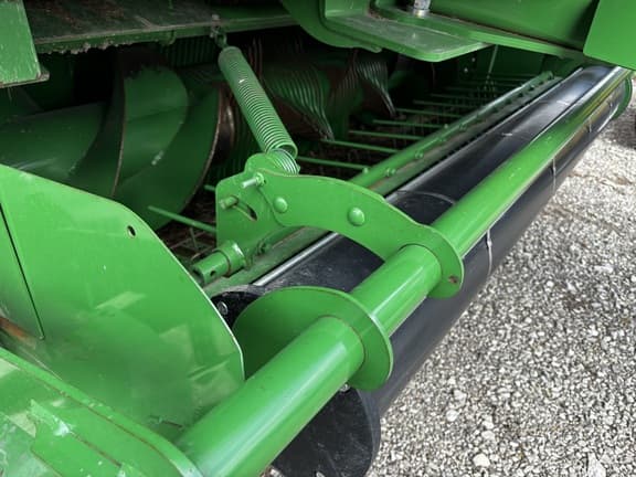 Image of John Deere L341 equipment image 2