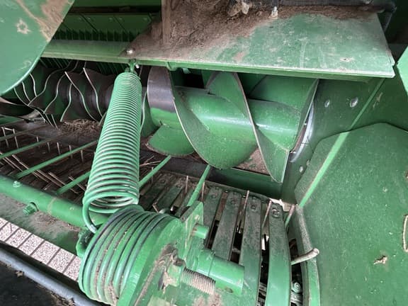 Image of John Deere L341 equipment image 1