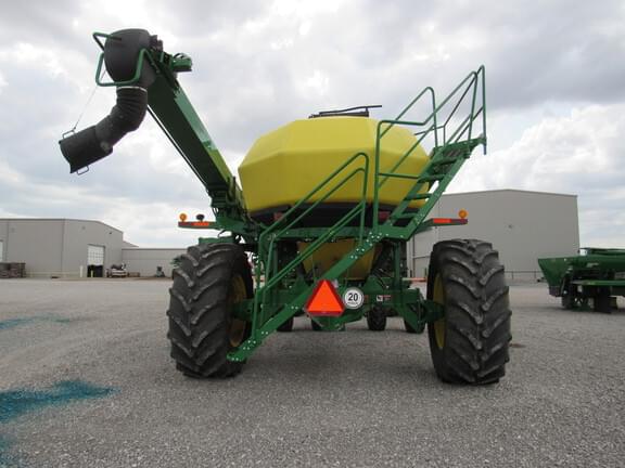Image of John Deere N560 equipment image 4