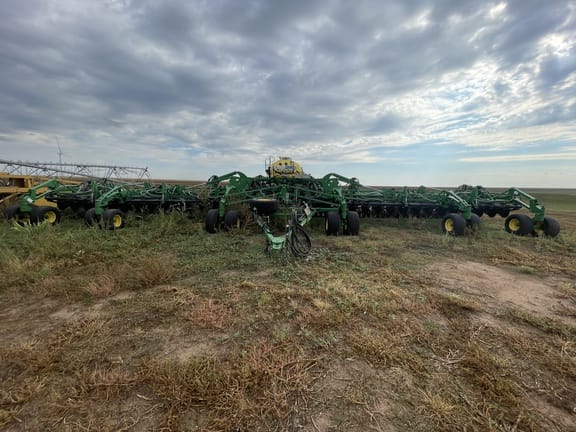 2023 John Deere N560F Equipment Image0