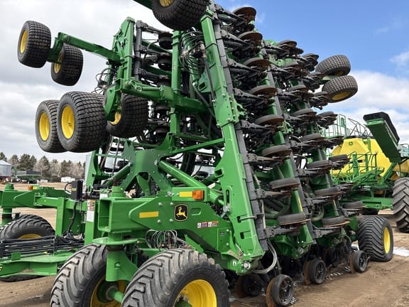 2023 John Deere N560F Equipment Image0