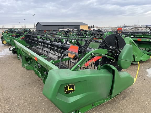 Image of John Deere RD35F equipment image 3