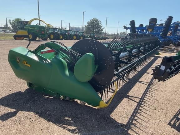 Image of John Deere RD35F equipment image 1