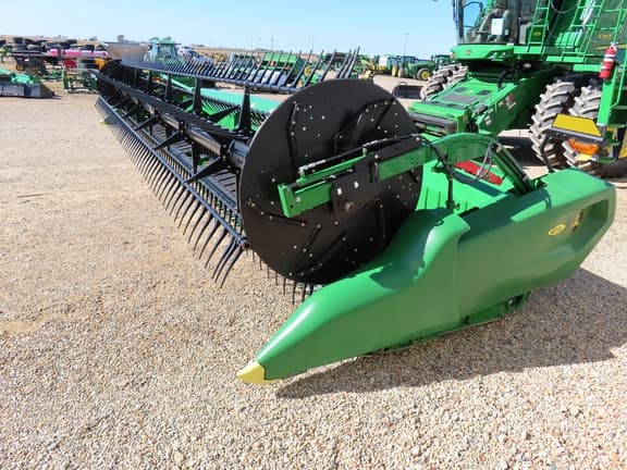 Image of John Deere RD35F equipment image 3