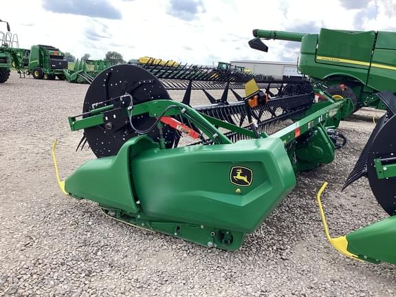 Image of John Deere RD35F equipment image 3
