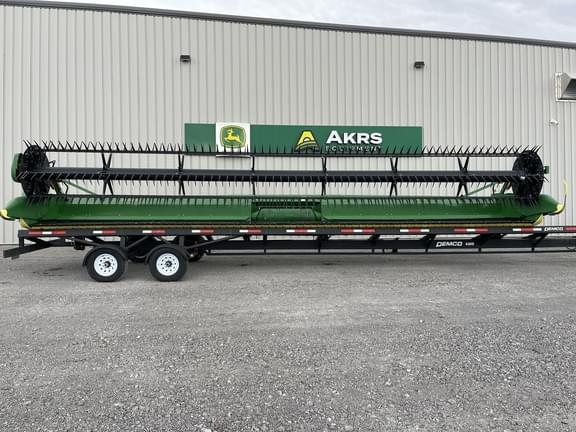 Image of John Deere RD35F equipment image 3