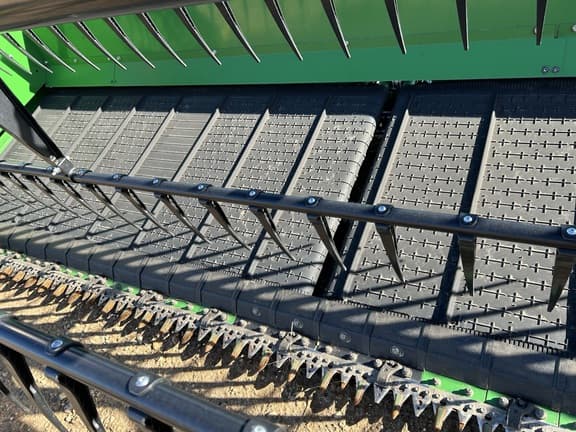 Image of John Deere RD40F equipment image 2