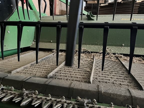 Image of John Deere RD40F equipment image 1