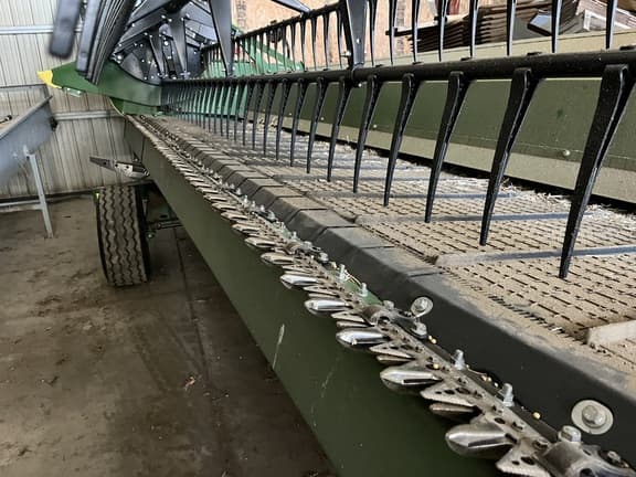 Image of John Deere RD40F equipment image 3