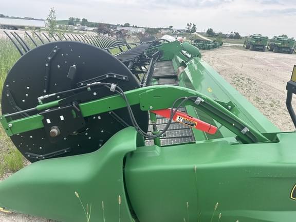 Image of John Deere RD40F equipment image 1