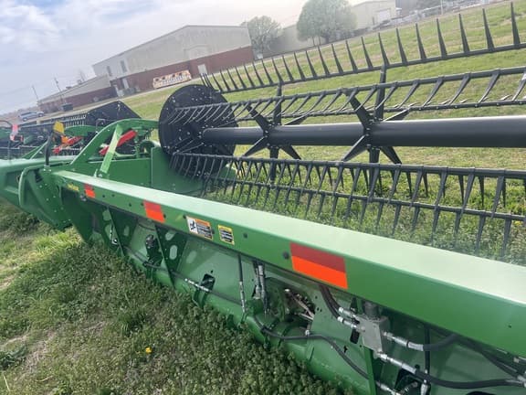 Image of John Deere RD45F equipment image 3