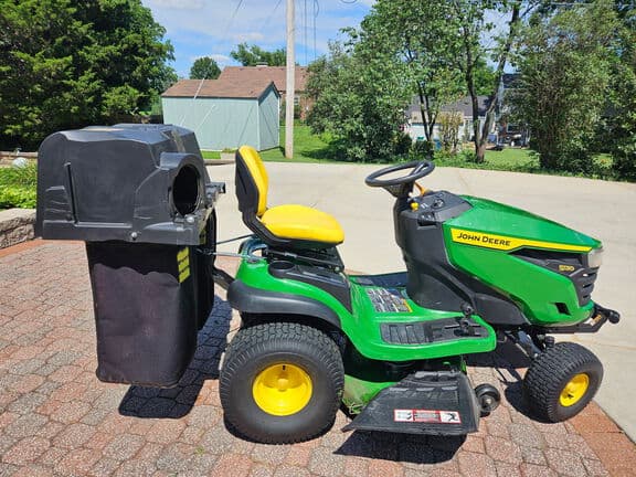 Image of John Deere S110 equipment image 2