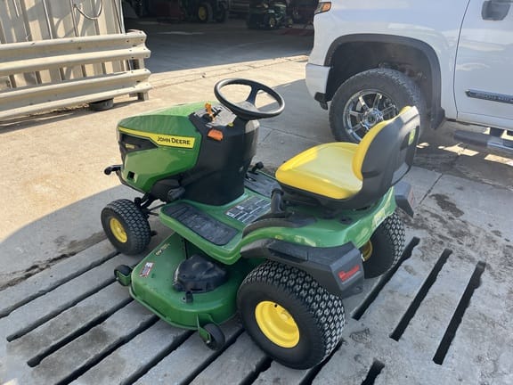 2023 John Deere S240 Equipment Image0