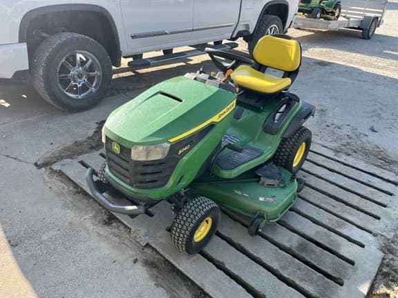 Image of John Deere S240 equipment image 3