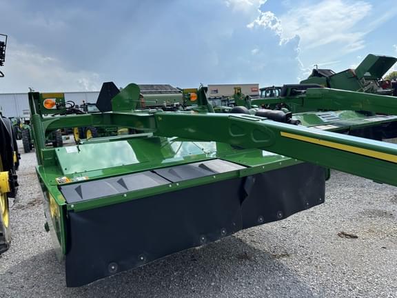 Image of John Deere S250 Primary image