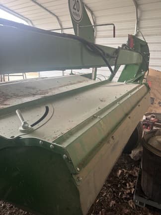 Image of John Deere S300 equipment image 2