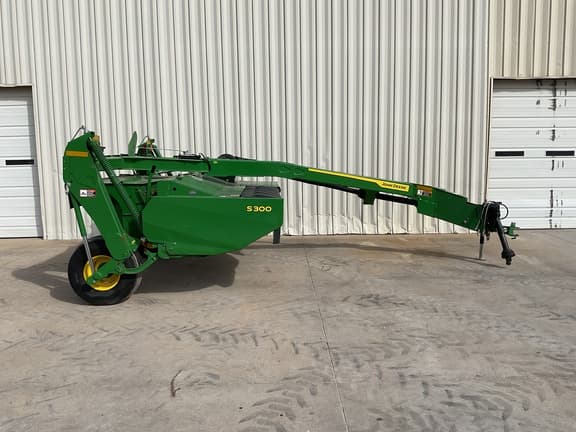 Image of John Deere S300 equipment image 1